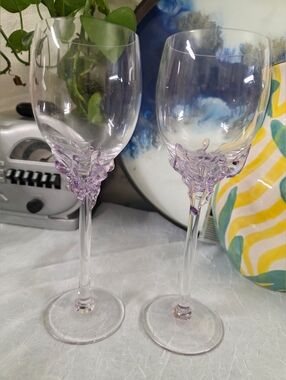 Signed Ion Tamaian Wine Glass Set of 2 Romanian Art Glass Pastel Accent